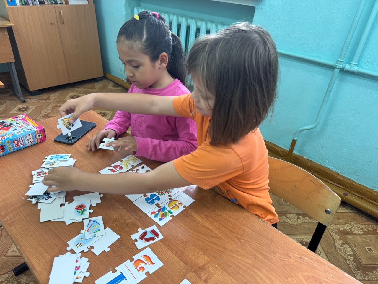 Игротека на столе.
